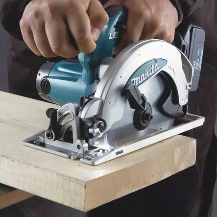 Makita AkkupyÃ¶rÃ¶saha LXT 18V | DSS610Z (165mm, 57mm syvyys) - Makita akkusirkkelit ja akkupyörösahat - 663 - 2