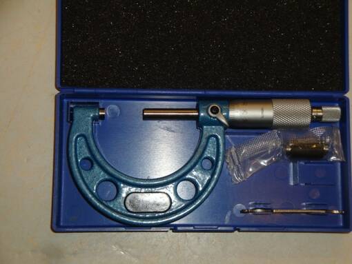 MIKROMETRI 25-50mm/0.01 - Metallintyöstökoneiden mittalaitteet - 102748 - 1