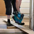Makita Akkuviimeistelynaulain 20Âº LXT 1,6 mm DBN610ZJ - Uutuus viimeistelytÃ¶ihin - Makita akkunaulaimet - DBN610ZJ - 2