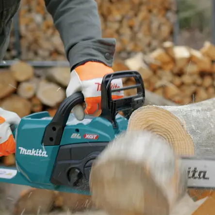 Makita UC021GZ Ketjusaha XGT 40V 30 cm / 12" â€“ Huippunopea 25,5 m/s ketjunopeus ja Hiiliharjaton teho - Akkumoottorisahat - UC021GZ - 2