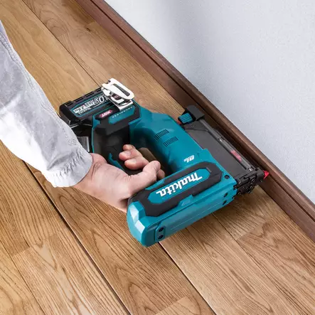 Makita PT001GZ Pinninaulain XGT 40V â€“ NÃ¤kymÃ¤tÃ¶n kiinnitys 0,6 mm pinneillÃ¤ ja jopa 6 000 laukausta - Makita akkunaulaimet - PT001GZ - 2