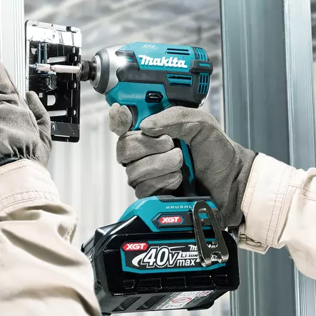 Makita TD003GZ IskevÃ¤ ruuvinvÃ¤Ã¤nnin XGT 40V â€“ Teho 210 Nm ja Hiiliharjaton Moottori - Makita XGT 40V akkuporakoneet - TD003GZ - 2